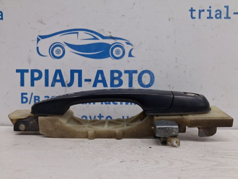Ручка двери внешняя передняя правая Tucson 2004-2009 JM 2.0 бензин G4GC