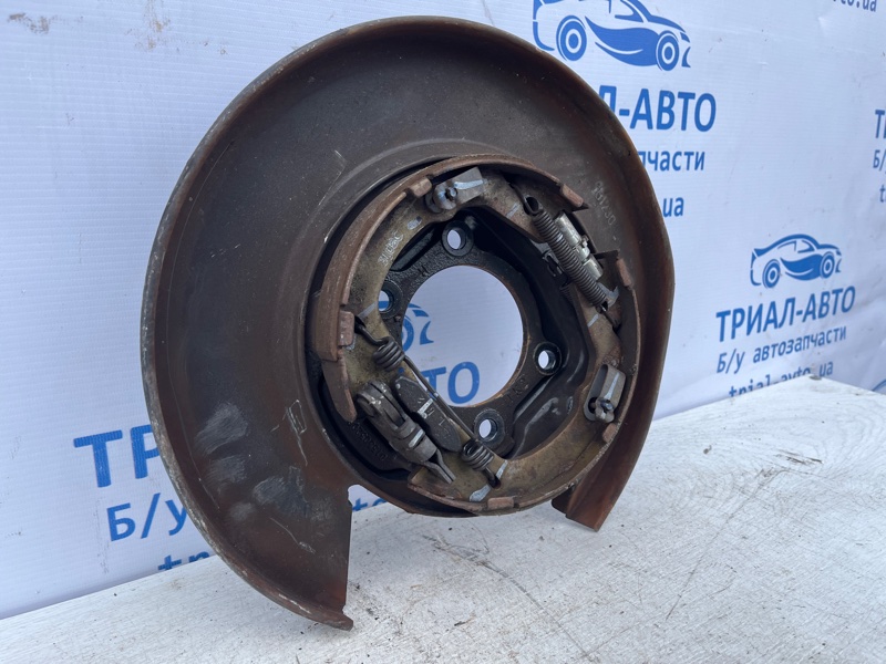 Кожух тормозного диска задний правый Optima 2010-2016 TF 2.4 бензин G4KJ