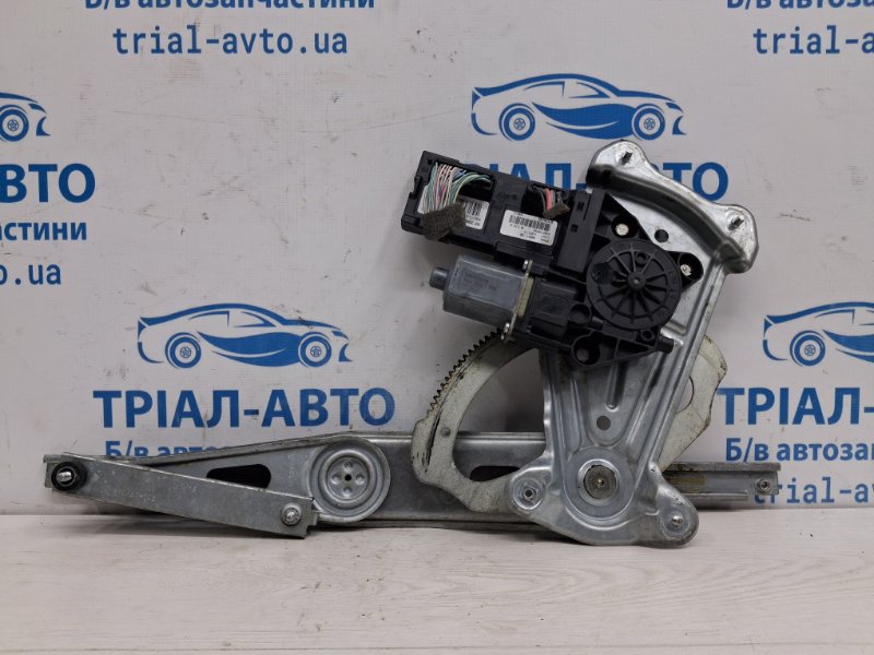 Стеклоподъемник передний правый Renault Megane 2008-2016 3 1.5 Diesel K9K 807203154R Б/У