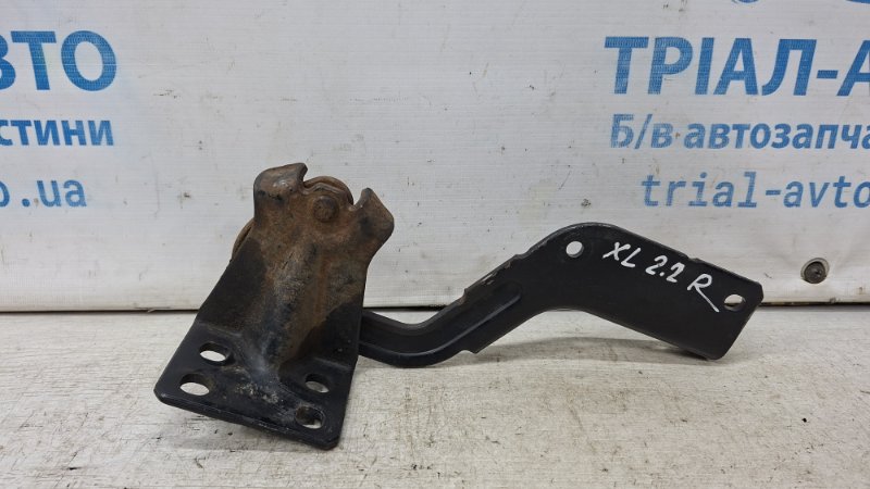 Запчасть петля крышки багажника правая Mitsubishi Outlander 2007-2012 XL 2.2 diesel 4HK 5802A004 Б/У Петля крышки багажника правая Mitsubishi Outlander 2007-2012 XL 2.2 diesel 4HK 5802A004 Б/У