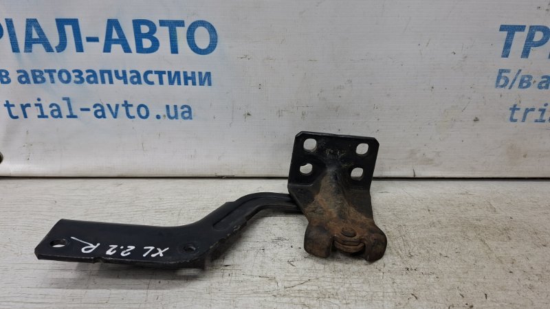 Петля крышки багажника правая Mitsubishi Outlander XL 2.2 diesel 4HK Петля крышки багажника правая Mitsubishi Outlander XL 2.2 diesel 4HK