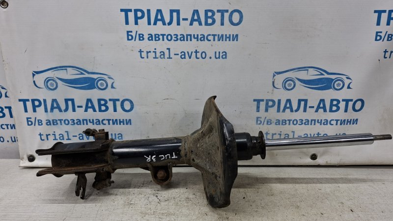 Запчасть амортизатор задний правый Hyundai Tucson 2004-2009 JM 2.0 бензин G4GC 553602E500 Б/У Амортизатор задний правый Hyundai Tucson 2004-2009 JM 2.0 бензин G4GC 553602E500 Б/У