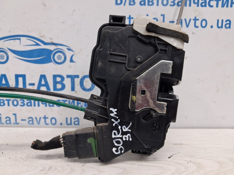 Замок двери задний правый Kia Sorento XM 2.4 бензин G4KJ