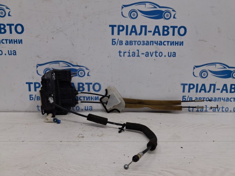 Запчасть замок двери передний левый Infiniti FX 2002-2008 S50 3.5 бензин VQ35DE 80501CL05A Б/У Замок двери передний левый Infiniti FX 2002-2008 S50 3.5 бензин VQ35DE 80501CL05A Б/У