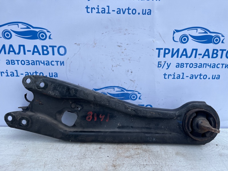 Рычаг задней подвески продольный правый Acura MDX 2006-2013 YD2 3.7 бензин J37A1 52371STXA02 Б/У