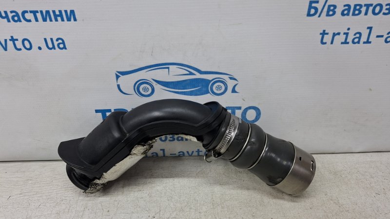 Патрубок интеркулера левый Megane 2008-2016 3 1.5 Diesel K9K