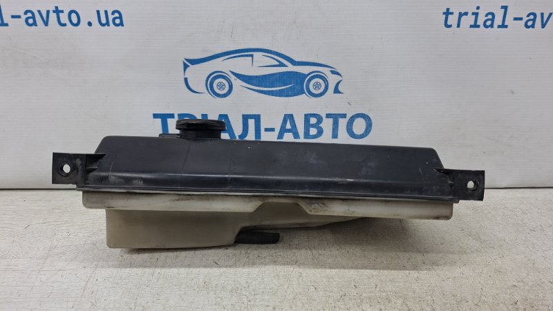 Бачок радиатора (расширительный) Hyundai Tucson JM 2.0 бензин G4GC Бачок радиатора (расширительный) Hyundai Tucson JM 2.0 бензин G4GC