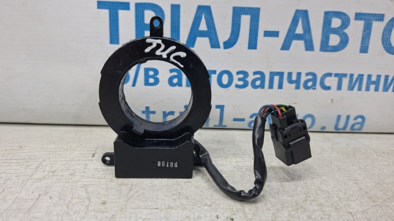 Датчик угла поворота руля Tucson 2004-2009 JM 2.0 бензин G4GC Датчик угла поворота руля Tucson 2004-2009 JM 2.0 бензин G4GC