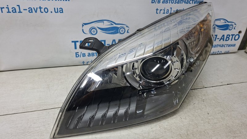 Фара левая Ксенон Megane 2008-2016 3 1.5 Diesel K9K