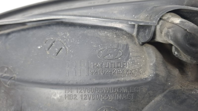 Фара правая галоген Tucson 2004-2009 JM 2.0 бензин G4GC Фара правая галоген Tucson 2004-2009 JM 2.0 бензин G4GC