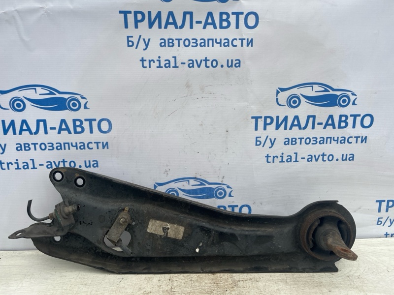 Рычаг задней подвески продольный левый MDX 2006-2013 YD2 3.7 бензин J37A1