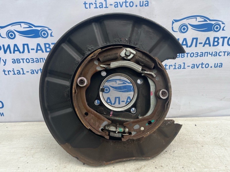 Цапфа задняя левая MDX 2006-2013 YD2 3.7 бензин J37A1