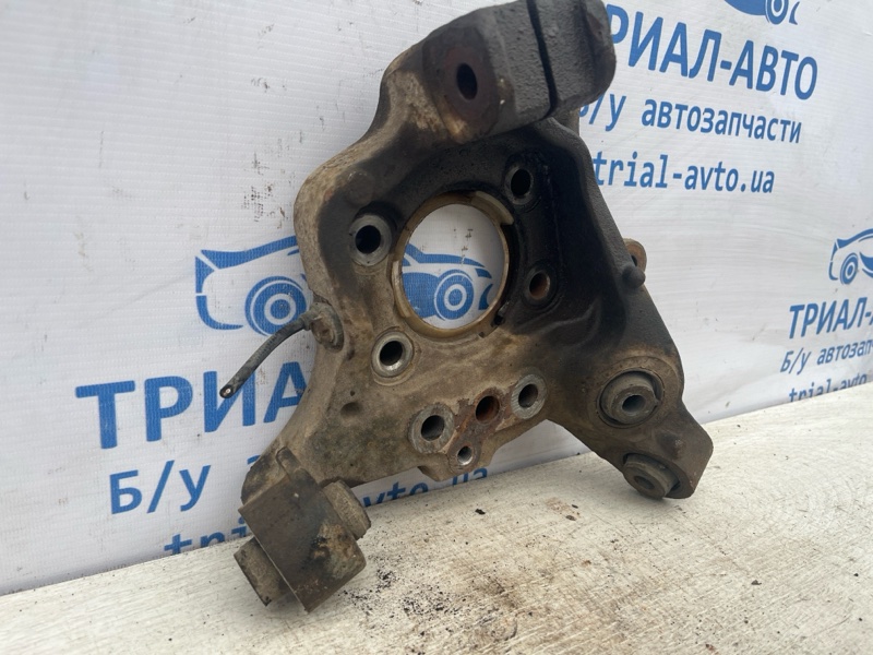 Цапфа задняя левая QX60 2013-2021 L50 3.5 бензин VQ35DE