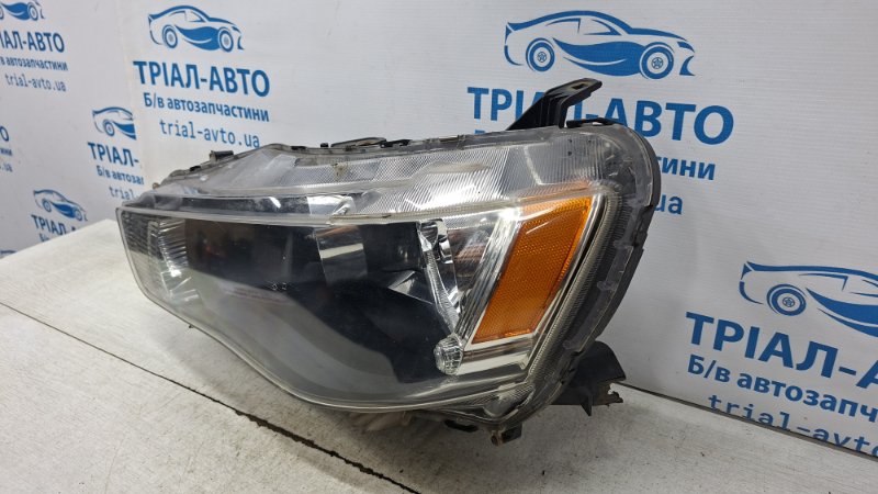 Фара левая Mitsubishi Outlander XL 2.2 diesel 4HK Фара левая Mitsubishi Outlander XL 2.2 diesel 4HK