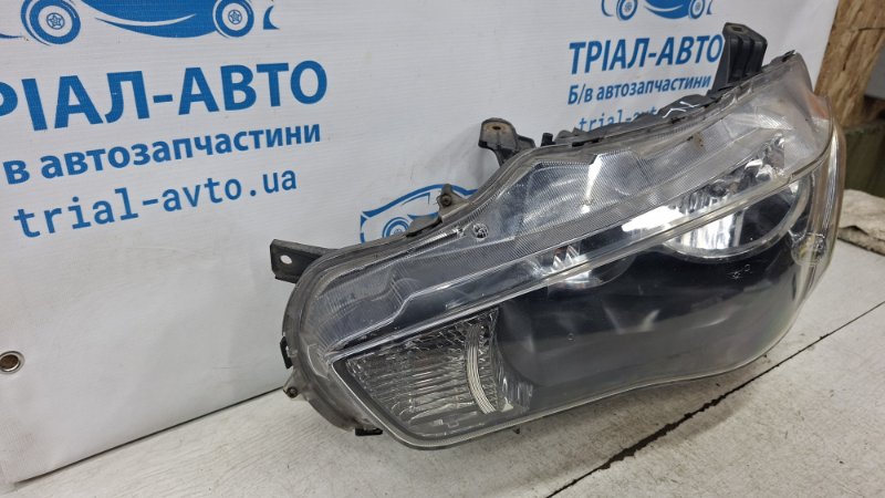 Фара левая Outlander 2007-2012 XL 2.2 diesel 4HK Фара левая Outlander 2007-2012 XL 2.2 diesel 4HK