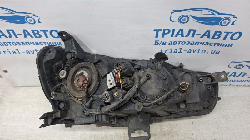 Фара левая Outlander 2007-2012 XL 2.2 diesel 4HK Фара левая Outlander 2007-2012 XL 2.2 diesel 4HK