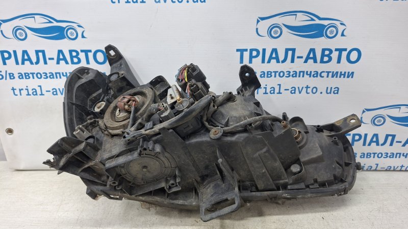 Фара левая Outlander 2007-2012 XL 2.2 diesel 4HK Фара левая Outlander 2007-2012 XL 2.2 diesel 4HK