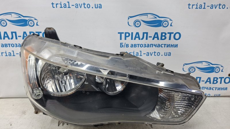 Запчасть фара правая Mitsubishi Outlander 2007-2012 XL 2.2 diesel 4HK 8301B556 Б/У Фара правая Mitsubishi Outlander 2007-2012 XL 2.2 diesel 4HK 8301B556 Б/У