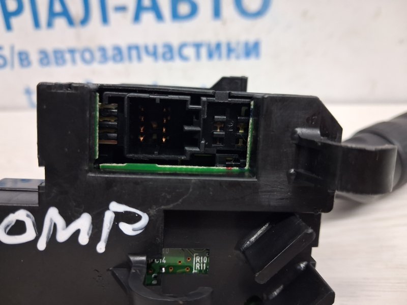 Переключатель подрулевой правый(дворники) Compass 2016-2020 MP 2.4 бензин EDE