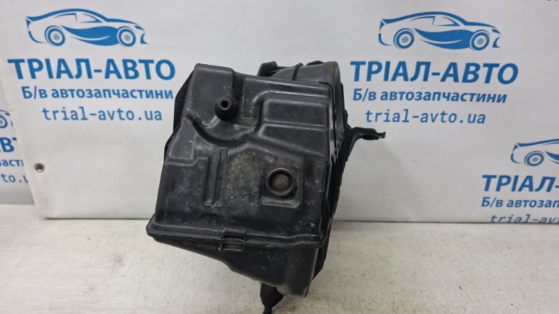 Корпус воздушного фильтра Renault Megane 3 1.5 Diesel K9K Корпус воздушного фильтра Renault Megane 3 1.5 Diesel K9K