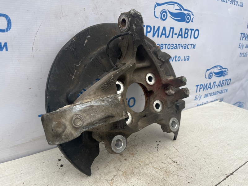 Кулак поворотный правый без ступицы Ford Fusion USA 2 1.5 бензин ENUN0