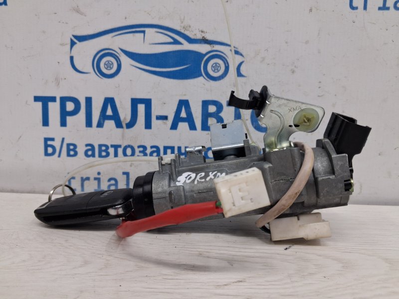Замок зажигания Kia Sorento 2009-2021 XM 2.4 бензин G4KJ 819001UJ00 Б/У