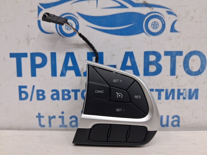 Кнопки руля Jeep Compass 2016-2020 MP 2.4 бензин EDE 5YL23XSAAC Б/У
