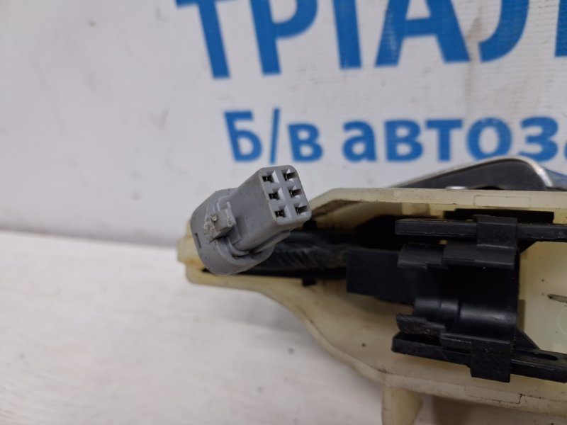 Ручка двери внешняя передняя левая Santa fe 2012-2019 DM 2.4 бензин G4KJ Ручка двери внешняя передняя левая Santa fe 2012-2019 DM 2.4 бензин G4KJ