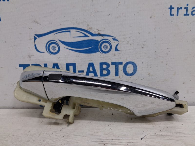 Запчасть ручка двери внешняя передняя правая Hyundai Santa fe 2012-2019 DM 2.4 бензин G4KJ 826612W710 Б/У Ручка двери внешняя передняя правая Hyundai Santa fe 2012-2019 DM 2.4 бензин G4KJ 826612W710 Б/У