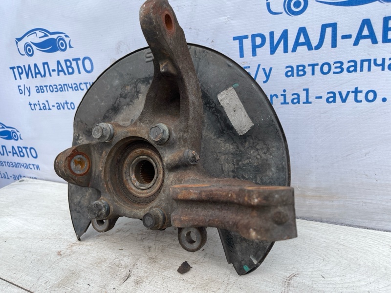 Кулак поворотный левый со ступицей MDX 2006-2013 YD2 3.7 бензин J37A1