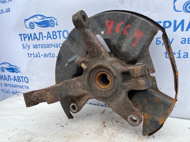 Кулак поворотный правый со ступицей CX 9 2006-2015 TB 3.7 бензин MZI