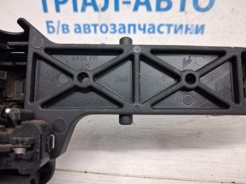 Ручка двери внешняя передняя левая Sorento 2009-2021 XM 2.4 бензин G4KJ Ручка двери внешняя передняя левая Sorento 2009-2021 XM 2.4 бензин G4KJ