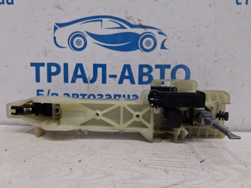 Ручка двери внешняя передняя левая Hyundai Sonata YF 2.4 бензин G4KJ