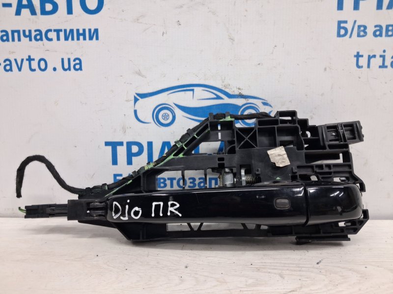 Ручка двери внешняя передняя правая Dodge Journey 2007-2020 1 2.4 бензин ED3 1RH64DX8AE Б/У