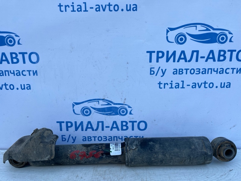 Амортизатор задний Kia Sorento 2009-2021 XM 2.4 бензин G4KJ 553101U700 Б/У