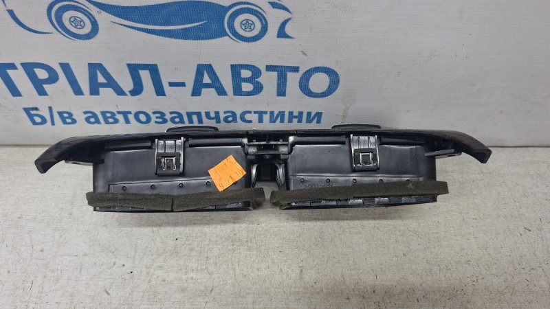 Дефлектор обдува задний MDX 2006-2013 YD2 3.7 бензин J37A1