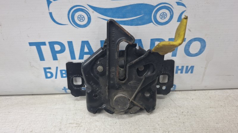 Запчасть замок капота Ford Explorer 2011-2019 5 3.5 бензин ENKX0 BB5Z-16700-A Б/У Замок капота Ford Explorer 2011-2019 5 3.5 бензин ENKX0 BB5Z-16700-A Б/У
