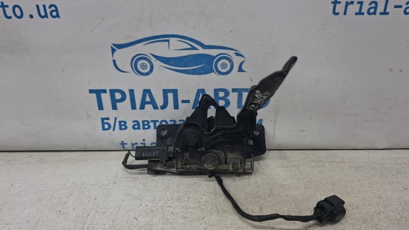 Замок капота Kia Sorento 2014-2020 UM 2.4 бензин G4KJ 81130C5000 Б/У