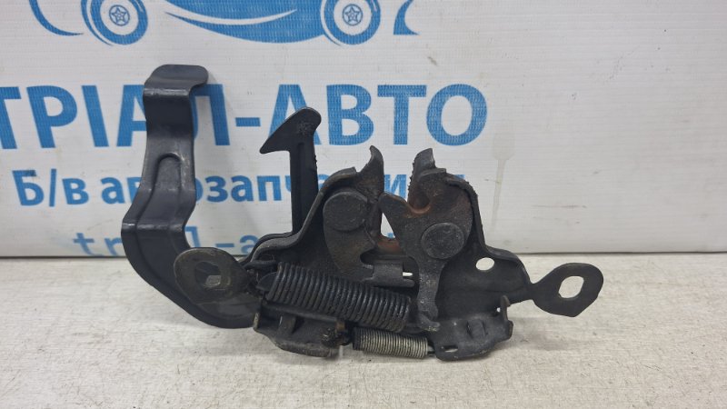 Замок капота FX 2002-2008 S50 3.5 бензин VQ35DE