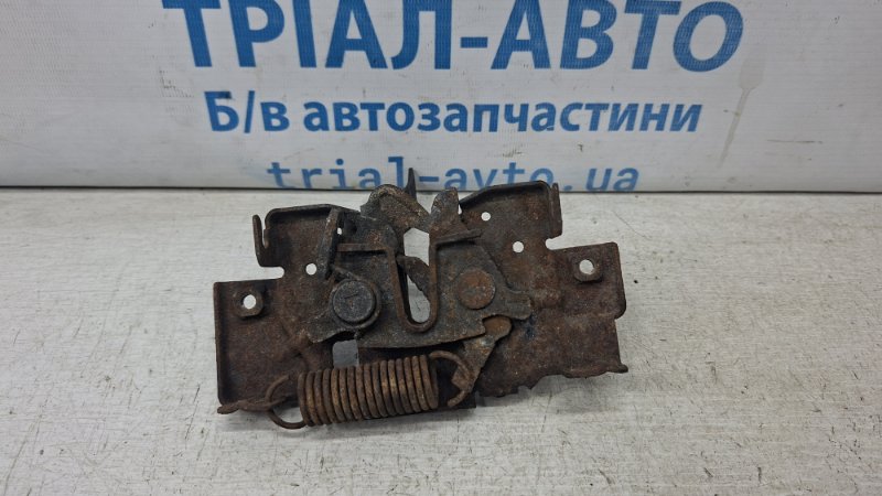 Замок капота Mazda CX 9 TB 3.7 бензин MZI Замок капота Mazda CX 9 TB 3.7 бензин MZI