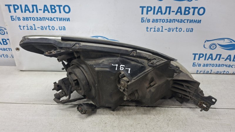 Фара левая галоген Lancer 2003-2009 9 1.6 Бензин 4G18 Фара левая галоген Lancer 2003-2009 9 1.6 Бензин 4G18
