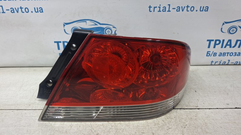 Запчасть фонарь задний внешний правый Mitsubishi Lancer 2003-2009 9 1.6 Бензин 4G18 MN161196 Б/У Фонарь задний внешний правый Mitsubishi Lancer 2003-2009 9 1.6 Бензин 4G18 MN161196 Б/У