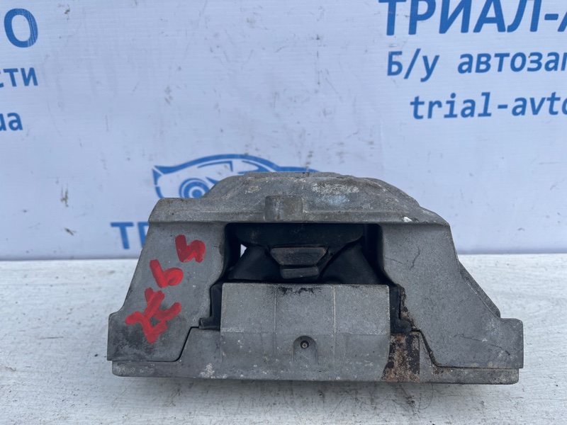 Подушка ДВС Dodge Journey 1 2.4 бензин ED3