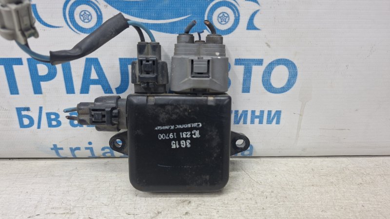 Запчасть блок управления вентиляторами Mitsubishi Lancer 2003-2009 9 1.6 Бензин 4G18 1C23219700 Б/У Блок управления вентиляторами Mitsubishi Lancer 2003-2009 9 1.6 Бензин 4G18 1C23219700 Б/У