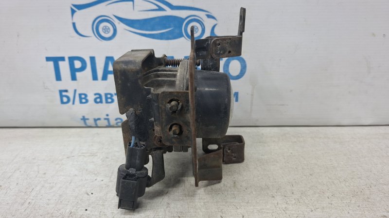 Фара противотуманная правая Lancer 2003-2009 9 1.6 Бензин 4G18 Фара противотуманная правая Lancer 2003-2009 9 1.6 Бензин 4G18