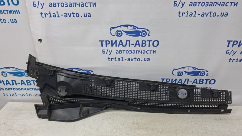 Дефлектор дворников левый Lancer 2003-2009 9 1.6 Бензин 4G18