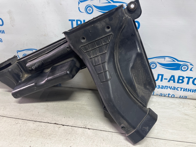 Резонатор воздухозаборника QX60 2013-2021 L50 3.5 бензин VQ35DE