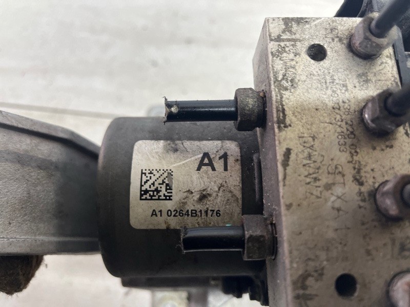 Блок abs MDX 2006-2013 YD2 3.7 бензин J37A1