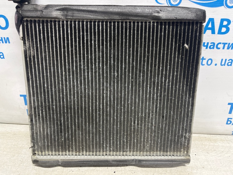 Испаритель кондиционера CX 9 2006-2015 TB 3.7 бензин MZI Испаритель кондиционера CX 9 2006-2015 TB 3.7 бензин MZI