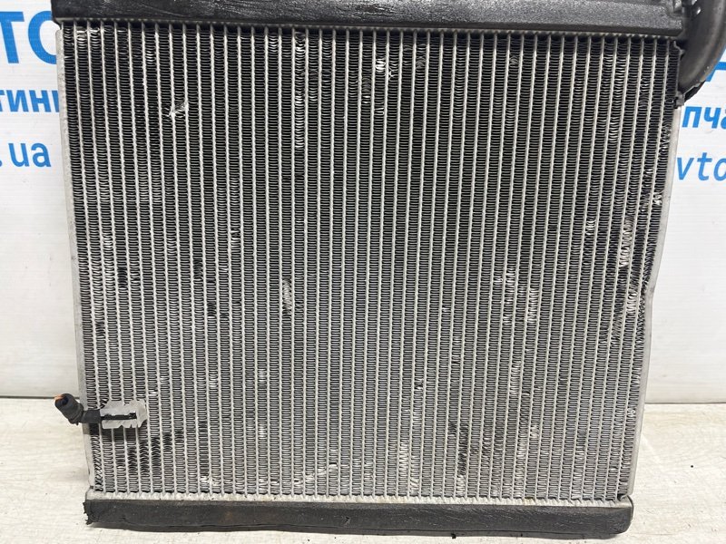 Испаритель кондиционера CX 9 2006-2015 TB 3.7 бензин MZI Испаритель кондиционера CX 9 2006-2015 TB 3.7 бензин MZI